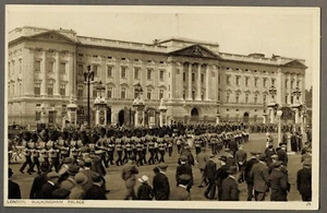 AK LONDON: BUCKINGHAM PALACE, ungelaufen um 1930 - Picture 1 of 2