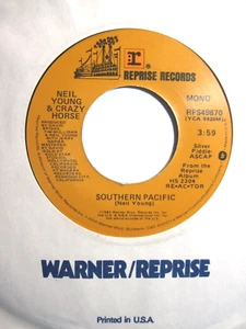 NEIL YOUNG * 45 * Southern Pacific / Motor City * 1981 * UNPLAYED MINT USA Vinyl - Picture 1 of 2