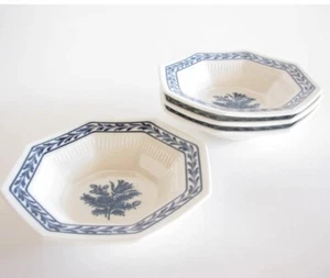 VINTAGE INDEPENDENCE IRONSTONE CASTLETON BLUE TULIP BERRY BOWL SET OF 4 BOWLS - Picture 1 of 4