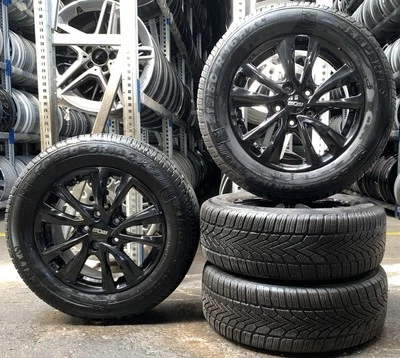 4 Toyota Winterräder 215/60 R16 99H Toyota Camry, Suzuki Kizashi, Suzuki Vitara  - Bild 1 von 2