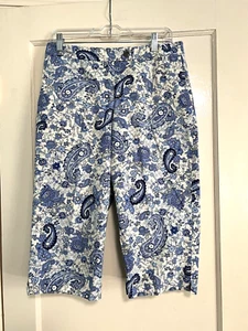 Women's capri size 8 Lovely Blue Paisley with 2 side pockets 1 back pocket(F61Y) - Picture 1 of 11