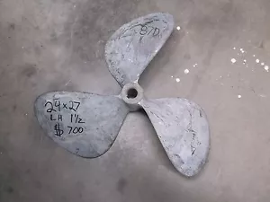 24 inch x 27 Pitch Bronze 3 Blade LH Propeller 1.5 inch Bore - 87D - Bild 1 von 7