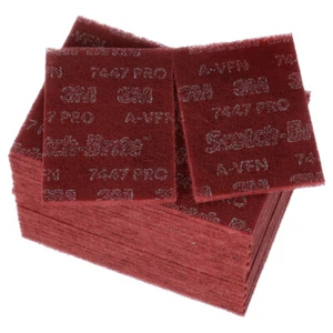 3M 7100023339 Scotch-Brite 7447 PRO 6" x 9" V Fine Alu Ox Hand Pad (Pack of 20) - Picture 1 of 1