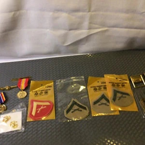 MILITARY COLLECTION, MEDALS, CHEVRONS, BELT BUCKLES - Picture 1 of 7