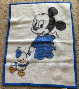Manta bebé vintage 1984 Walt Disney Mickey Mouse Donald Duck BIEDERLACK 37x27" - Imagen 1 de 6