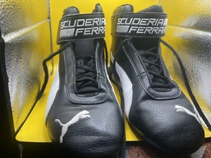 Puma Sneaker Jugend / Größe 9 / - Bild 1 von 6
