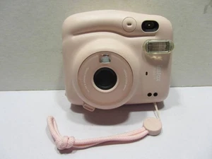 Fujifilm Instax Mini 11 Instant Camera - Blush Pink - Picture 1 of 5
