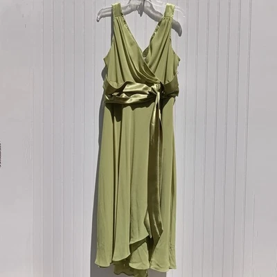 Vestido para mujer JONES STUDIO 20W verde fiesta formal midi fluido chifón satinado Foto 1 de 4