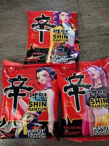 3 Stück Kpop Dämonenjäger SHIN Ramyun Ramen Huntrix Rumi Zoey Mira golden Nong Shim - Bild 1 von 5