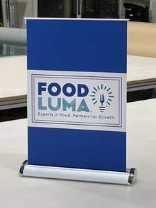 8 ½" x 11 ½"(A4) Mini Tabletop Retractable Banner Stand (Stand ONLY) - Bild 1 von 13