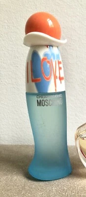 Cheap and Chic I Love Love von Moschino Eau de Toilette Spray 30ml für Damen - Bild 1 von 3