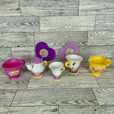Disney Beauty and the Beast Mrs. Potts Chip Plastic Cups Princess Toy Lot Cover