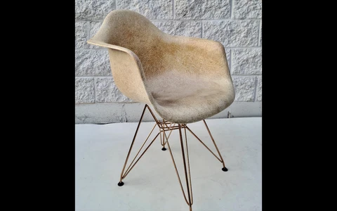 Eames Herman Miller Fiberglass Shell Chair Venice Chair Large Mount No Label Cover