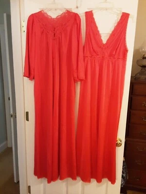 Shadowline Lovely Matching Red Long Gown And Robe Set Small/Petite - Image 1 of 4
