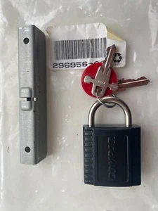 Vintage Fort Lock Corp. COMPAQ Security Padlock (2 keys) & Security Bar - Picture 1 of 7