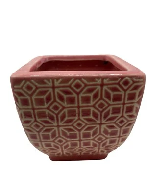 Vintage Geometric Pink and White Small Flower Pot - Image 1 of 4