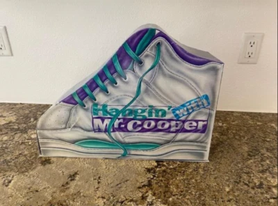 Hangin' with Mr. Cooper - Big Shoe TV press kit - Image 1 of 4