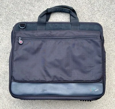 Estuche de transporte mensajero para computadora portátil IBM ThinkPad de nailon negro vintage de 16" Foto 1 de 4