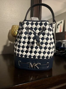 Michael Kors Reed Medium Belted Bucket Messenger Top Handbag Purse Bag - Navy - Picture 1 of 8