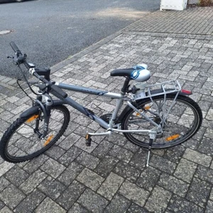 Fahrrad, gebraucht, silber, Marke Giant, 21 gang, 26 zoll, jugend - Bild 1 von 4