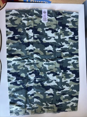 Manta de franela camuflada Gerber Baby Boys Foto 1 de 2