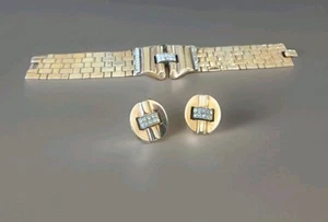 Vintage Crown Trifari Oval Pavé Clear Rhinestone Clip Earrings & Bracelet *FLAW* - Picture 1 of 16