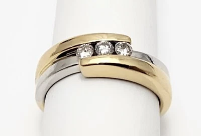 14K Solid Two Tone Multi Color Gold 3 Stone Diamond Wedding Band Ring - Size 10 - Image 1 of 4