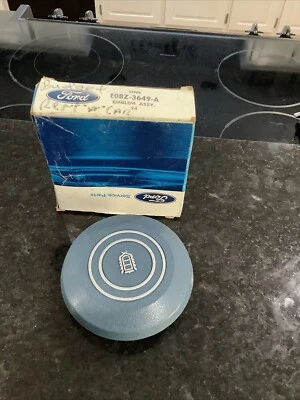 Ford Fairmont 1980 botón de bocina E0BZ-3649-A como nuevo Foto 1 de 4
