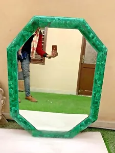 Marco de espejo colgante de pared de malaquita al azar hecho a mano piedra semipreciosa - Imagen 1 de 6