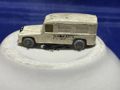 Ambulancia Matchbox Lesney Nº 14 Daimler - Hecha en Inglaterra #2 Foto 1 de 4