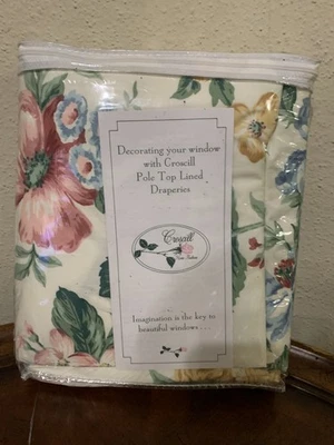 Croscill Colette? Paneles Cortina 86 x 42" y Corbatas Forradas Florales 4 Piezas EE. UU. Foto 1 de 4