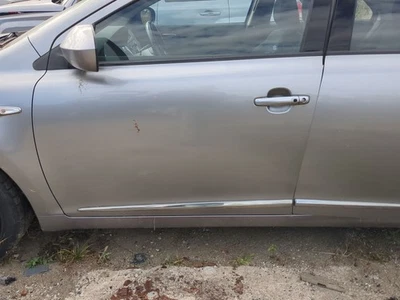 2010-2013 Suzuki Kizashi Driver Front Door Oem LKHTO Foto 1 de 2