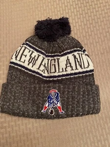 New England Patriots NFL Pom Knit Hat Cap Brand New - Picture 1 of 3