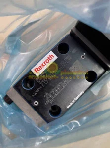 1PC NEW Rexroth 0811404033 4WRPH6C3B04L-2X/G24Z4/M proportional valve - Picture 1 of 5