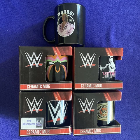 NEW! Lot of 5 WWE Coffee Mugs - Ric Flair, Brett Hart, Undertaker, Belt - 2018 Cover