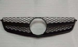 Front Grille Matte Black FIT FOR '2008-'2011 Mercedes Benz W204 C63 AMG ONLY - Imagen 1 de 2