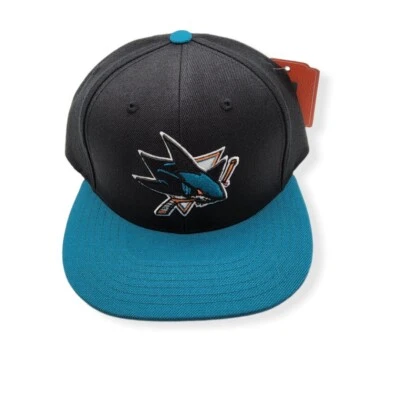 Sombrero ajustable American Needle San Jose Sharks Archive 400 negro/verde azulado con cierre a presión Foto 1 de 4