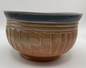 Art Pottery Bowl with Textured Bands around the Exterior Sides, Signed - Picture 1 of 6