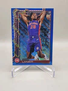 2025-26 Topps NBA Holiday - #H197 Chaz Lanier Blue Metallic Glitter Rookie Pistons - Bild 1 von 2