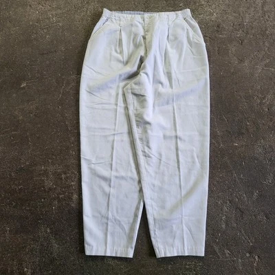 Vintage Group Twelve Levi's Pants Size 14 Women's White Canvas Pleated Waist 29 - Image 1 of 4