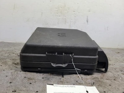 Коробка предохранителей двигатель VIN W 4-значный ограниченный Ltz подходит 12-16 IMPALA 1683752 - Изображение 1 из 4