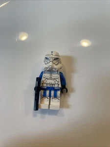 Storm Trooper Bounty Hunter - Picture 1 of 1