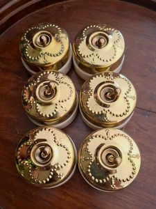 6 Vintage Ottone Ceramica Elettrico Switch Button Rosa Petalo Model Casa Decor 2 - Foto 1 di 10