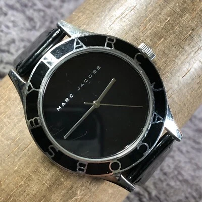 Marc Jacobs Hombre MBM1087 Vestido Negro Cuero Banda Cuarzo Analógico 40mm Reloj 7 1/2" Foto 1 de 4