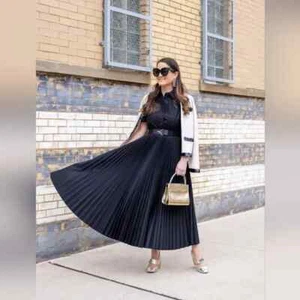 NWT $498 TORY BURCH Elegant Navy Blue Pleated Skirt Midi Length Size 12 #135185 - Picture 1 of 15