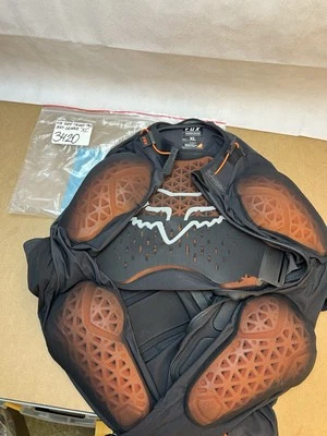 Fox PRO D30 Baseframe Body Armour XL long sleeve  Sku3420 - Image 1 of 4