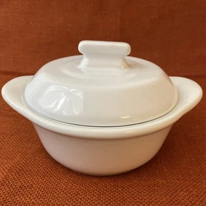 Panettiere Pampered Chef aglio e brie con coperchio #1369 3 tazze 0,75 litri - Foto 1 di 6