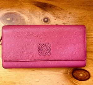 LOEWE Bi-fold Long Wallet Dark Pink 7.5” X 4” X 1” With Bust Bag Pre-owned - Picture 1 of 18