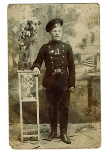 Foto retrato del ejército ruso de la Primera Guerra Mundial Romanov Regimiento Insignia Cruz de Jorge etc. - Imagen 1 de 2