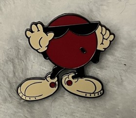 Cool Spot 7up 7-Up Seven Up Soda SNES NES Nintendo Lapel Pin